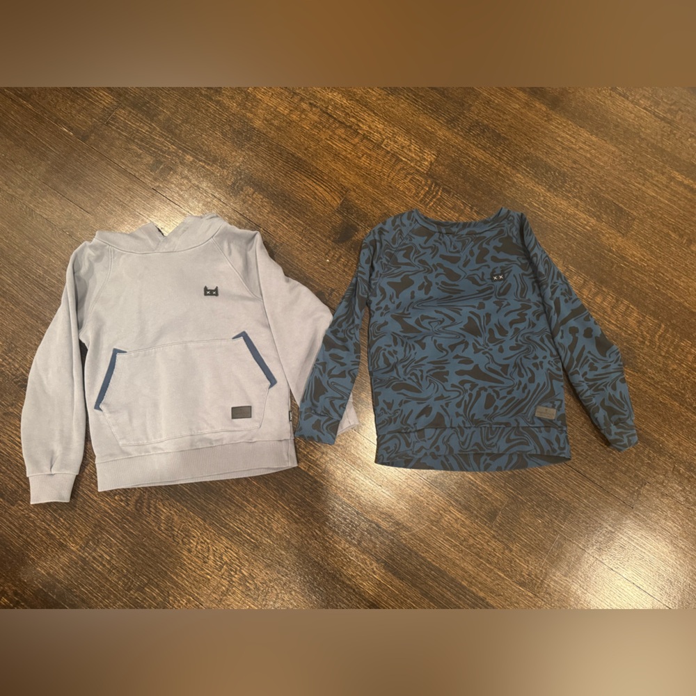Youth Munster sweatshirts. Size 7. Like new